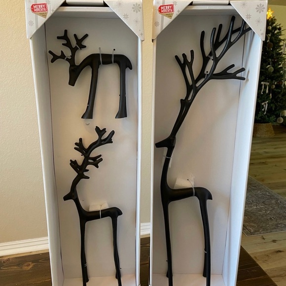 Bronze sculpted Reindeer set of 3 - Pottery Barn inspired Aldi 2023 - Picture 3 of 7